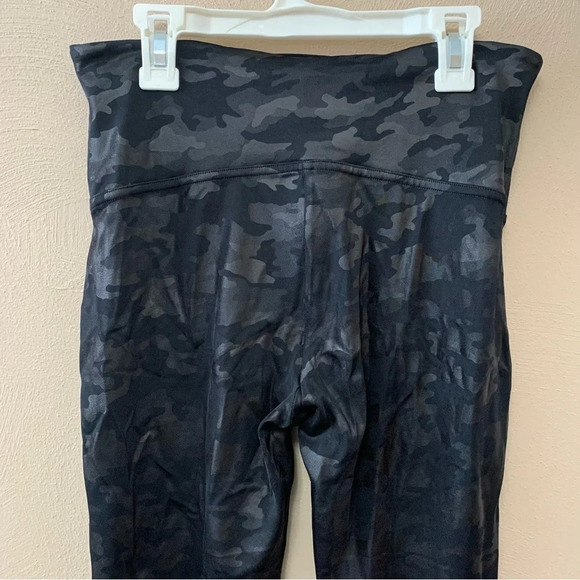 Spanx Faux Leather Black Camo Leggings - Picture 10 of 14